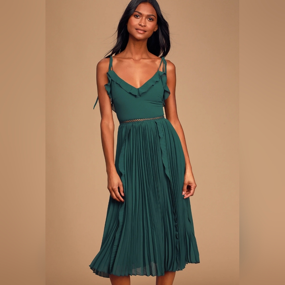 Lulu's Emerald Green Pleated Midi Dress